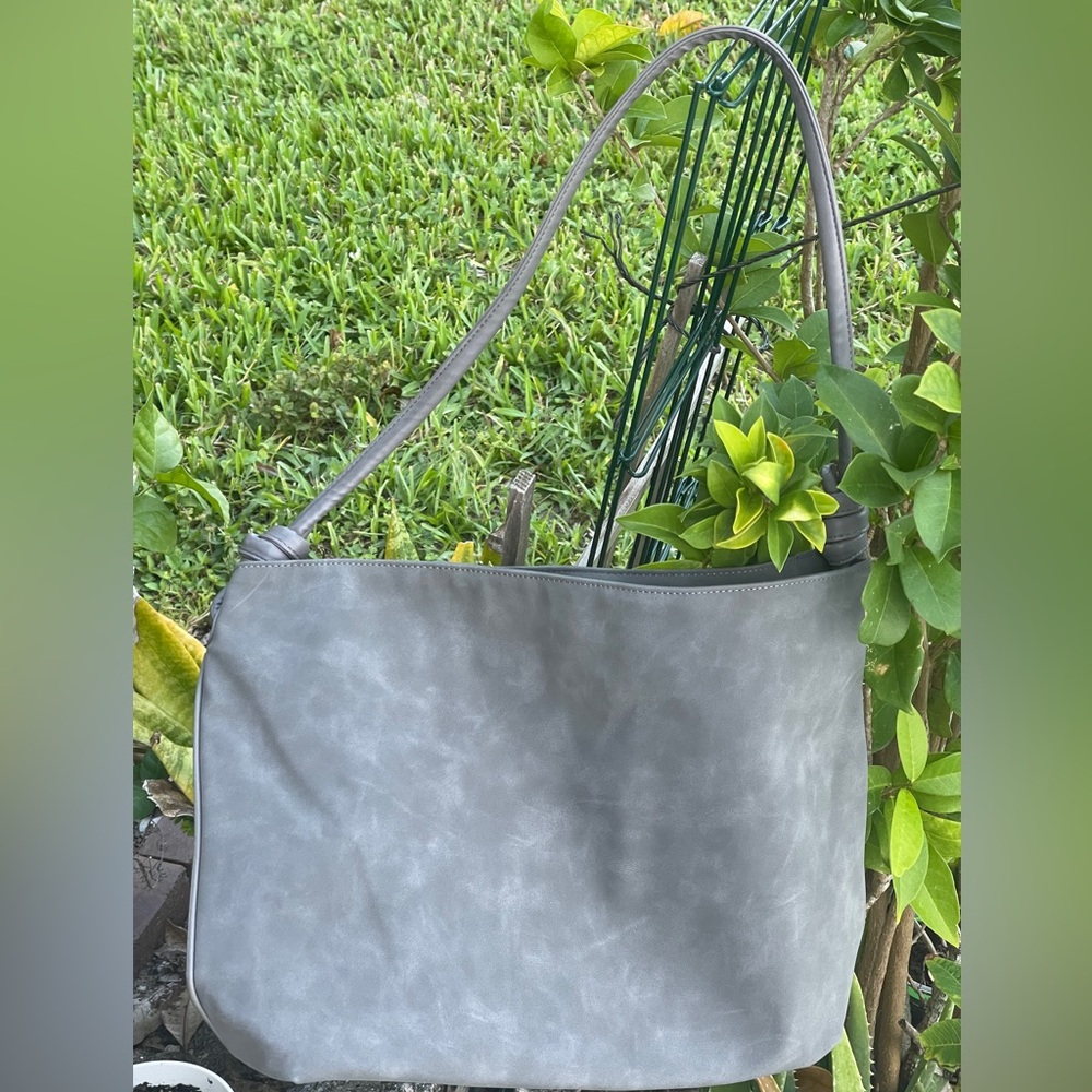 8 Other Reasons Betsy slouch tote in stone Shoulder Bag - Picture 5 of 16